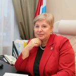 Ирина Касьянова поздравляет студентов с праздником